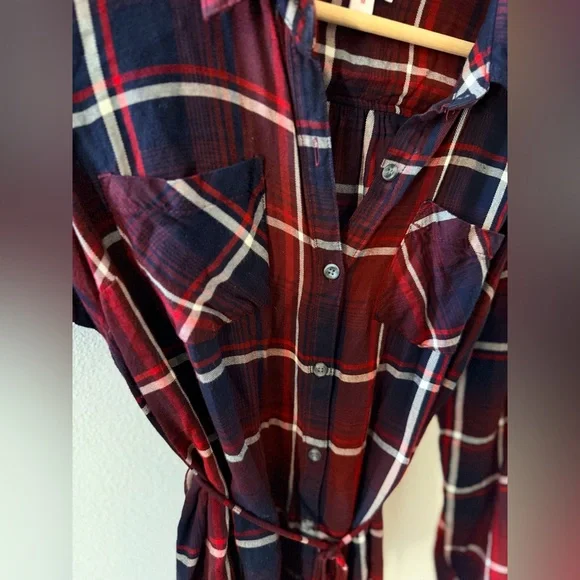 Isabel Maternity by Ingrid & Isabel Red and Navy Plaid Top - Picture 4 of 9